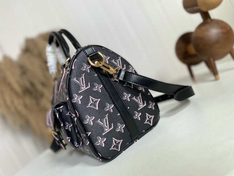 Louis Vuitton M20852 Speedy 23 Handbag