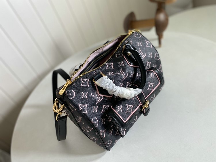 Louis Vuitton M20852 Speedy 23 Handbag