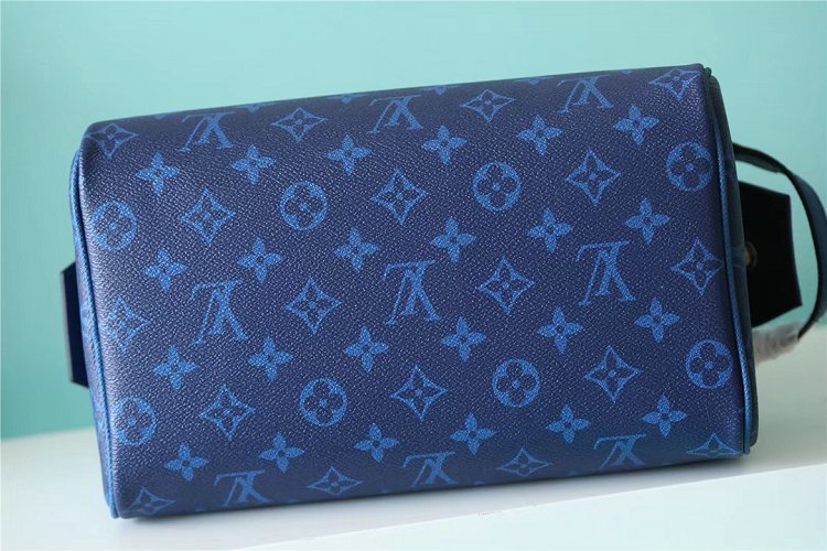 Louis Vuitton M30849 Extra-large Toilet Bag