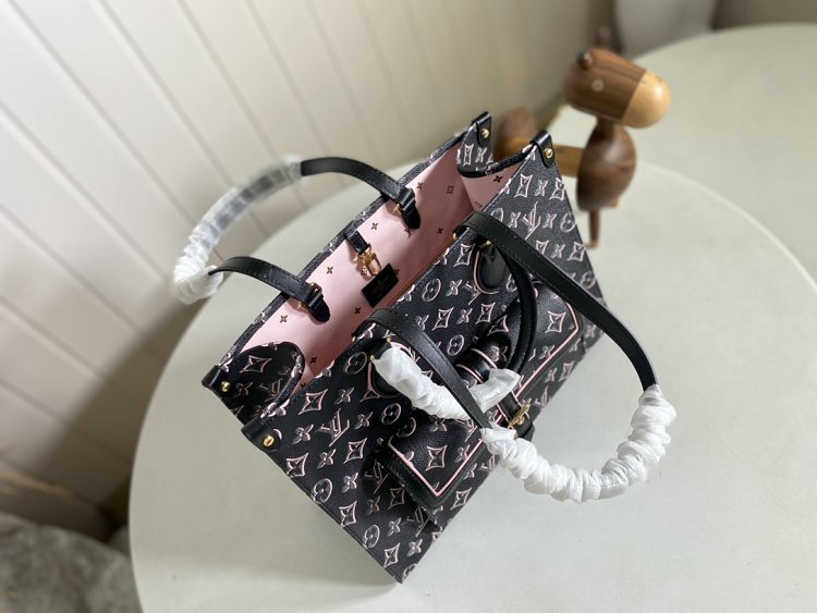 Louis Vuitton M46154 Onthego Monogram Reverse Toron Handles Women Handbag