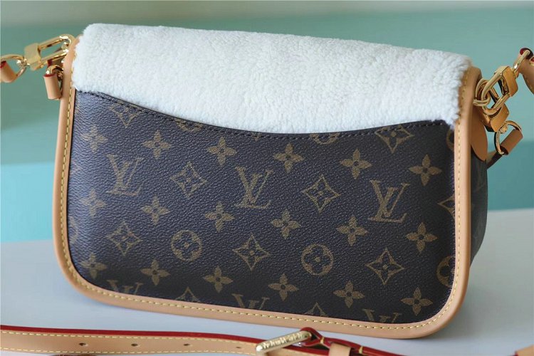 Louis Vuitton M46317 DIANE Monogram Shoulder Bag