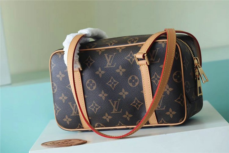 Louis Vuitton M46321 Vintage Cite Women Bag