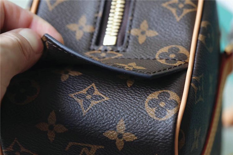 Louis Vuitton M46321 Vintage Cite Women Bag