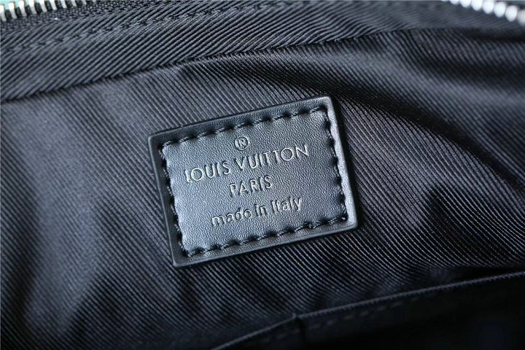 Louis Vuitton N58040 Trio Damier Graphite Men's Messenger Bag