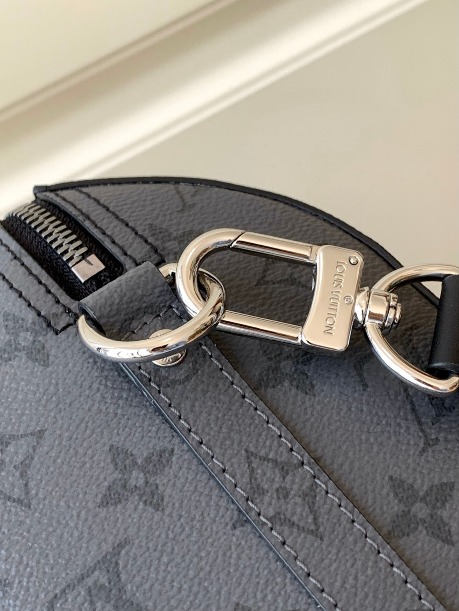 Louis Vuitton  M45936 Keepall Bag