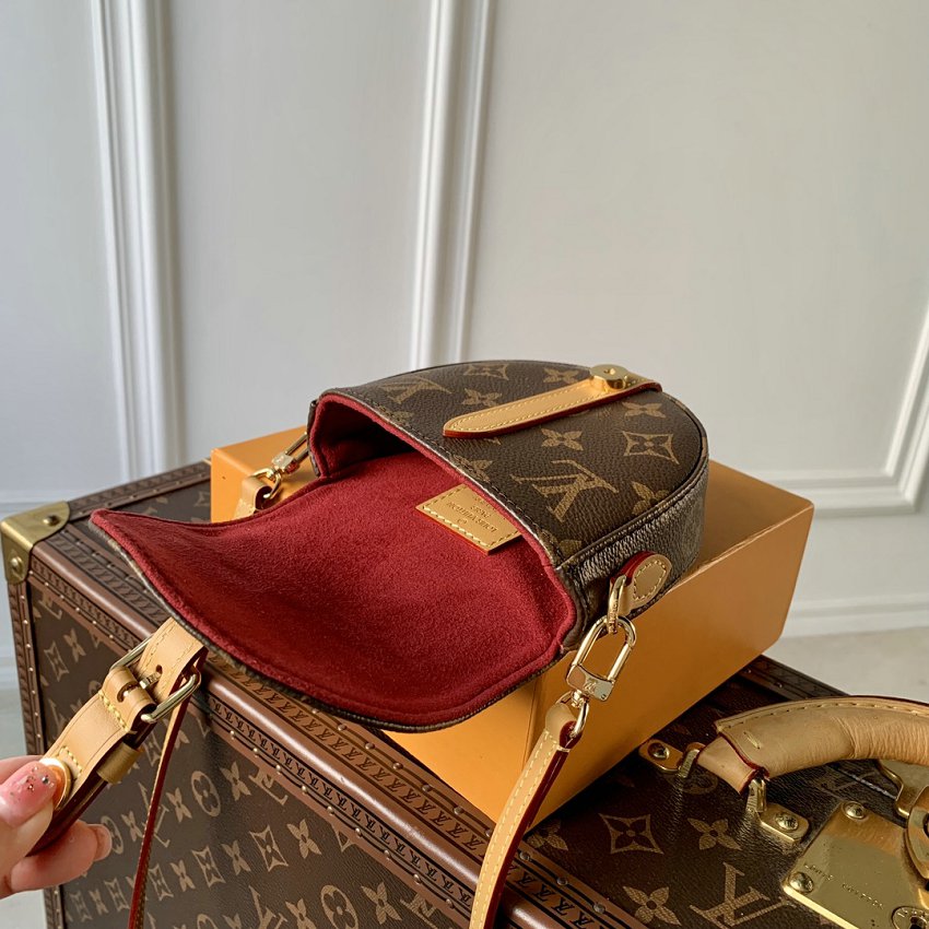 Louis Vuitton M46643 Micro Chantilly Monogram Bag