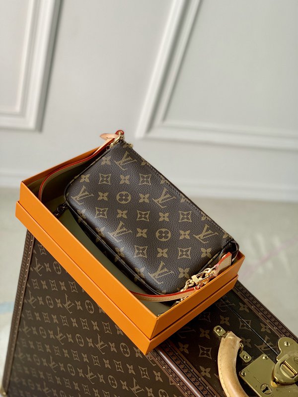 Louis Vuitton M82766 Pochette Accessoires Handbag