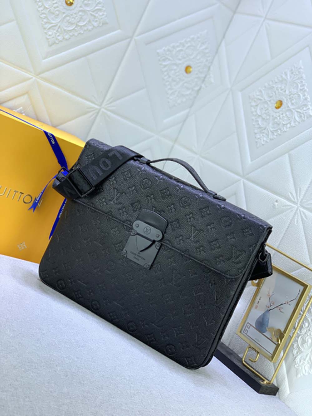 Louis Vuitton M20835 S Lock Briefcase  