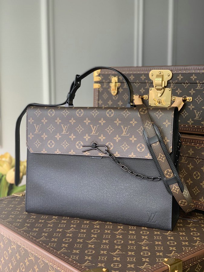 Louis Vuitton M30591