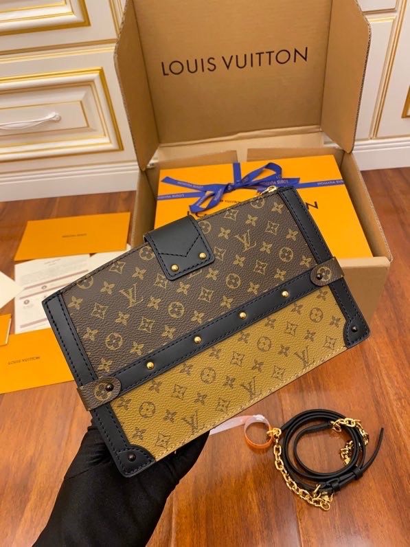 Louis Vuitton M43596 Reverse Monogram Soft Trunk Clutch Crossbody Bag