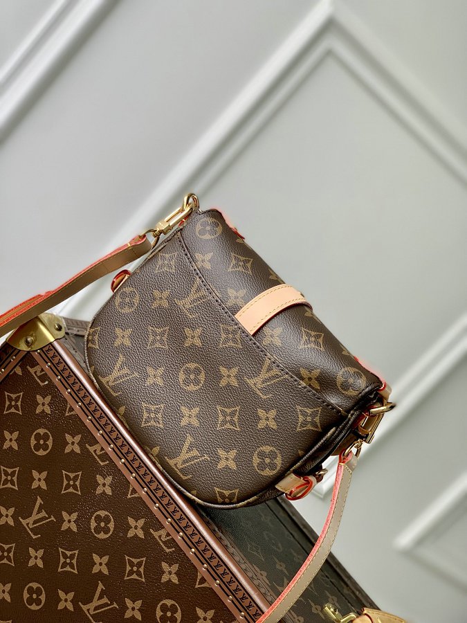 Louis Vuitton M46740 Saumur BB Monogram Canvas Shoulder Bag Outlet On Sale