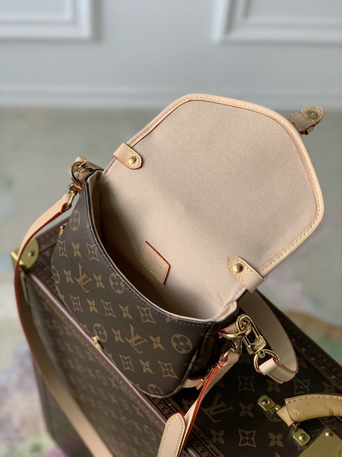 Louis Vuitton M46740 Saumur BB Monogram Canvas Shoulder Bag Outlet On Sale