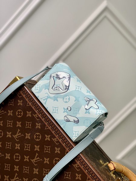 Louis Vuitton M22637  Steamer Wearable Wallet Shoulder Bag Blue Monogram Aqua Garden PVC coated canvas