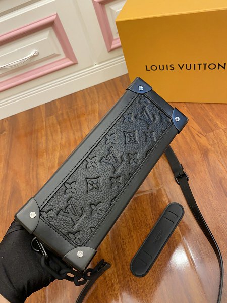 Louis Vuitton M55700 Taurillon Monogram Leather Soft Trunk Shoulder Bag