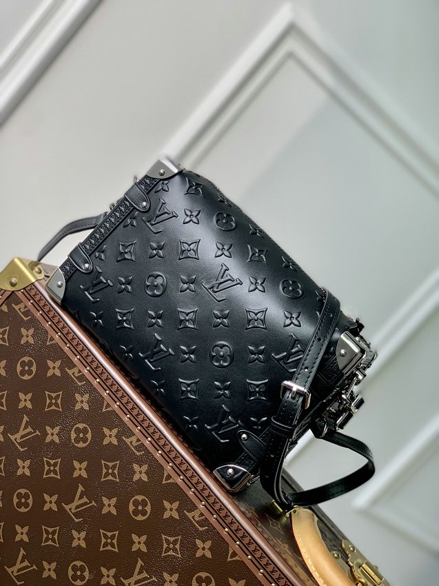 Louis Vuitton M21709 Nicolas Ghesquière Petite Malle Side Trunk Bag