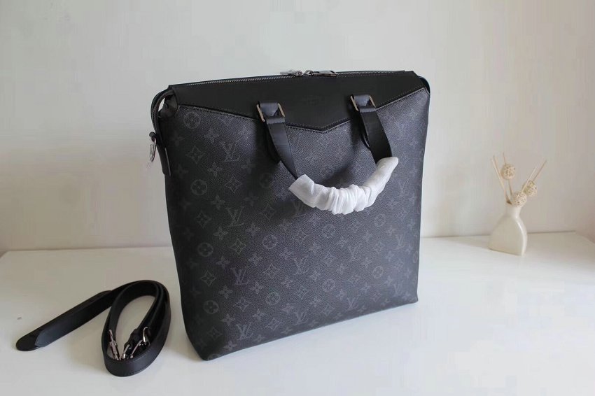 Louis Vuitton M40567 Tote Explorer Monogram Eclipse 2-Way Shoulder Bag Crossbody Tote Bag Monogram Eclipse Canvas