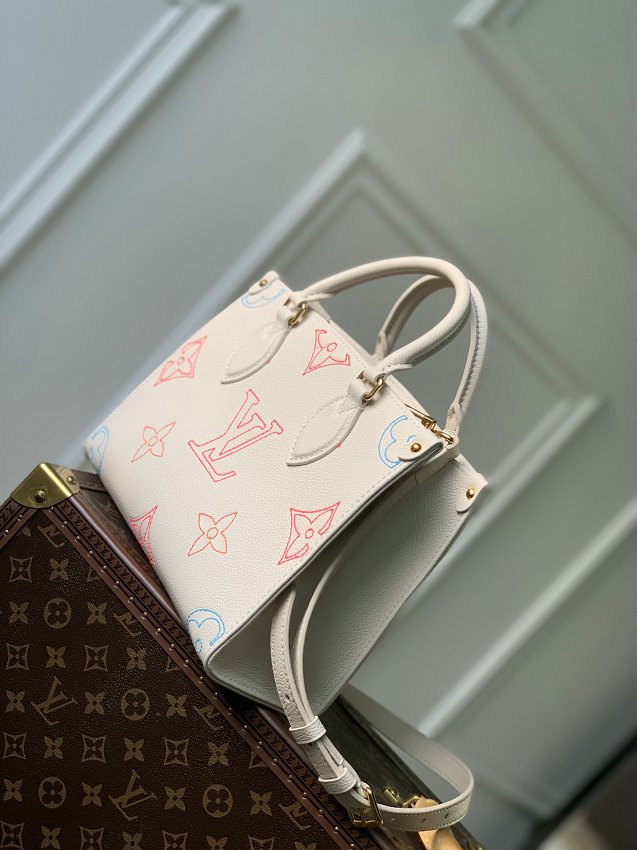 Louis Vuitton M46629 OnTheGo PM M46629 Monogram Pattern Women Shoulder Bag