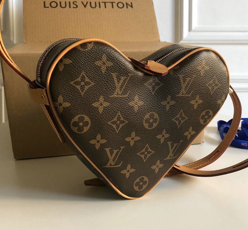 Louis Vuitton M57456 Coeur Heart Bag Game On Monogram Bag