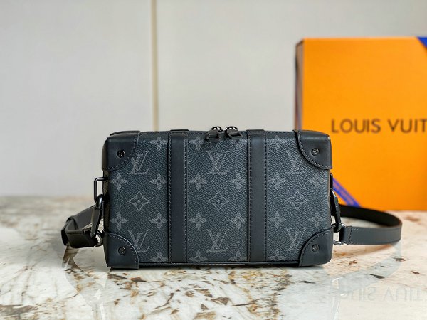 Louis Vuitton M69838 Soft Trunk Wallet M69838 Monogram