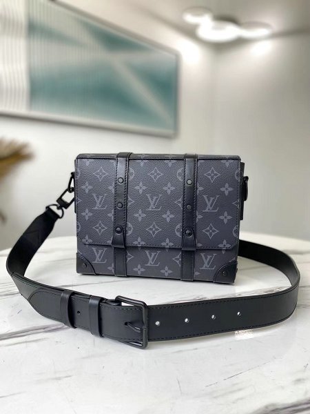 Louis Vuitton M45727 Black Trunk Messenger Monogram Eclipse Bag