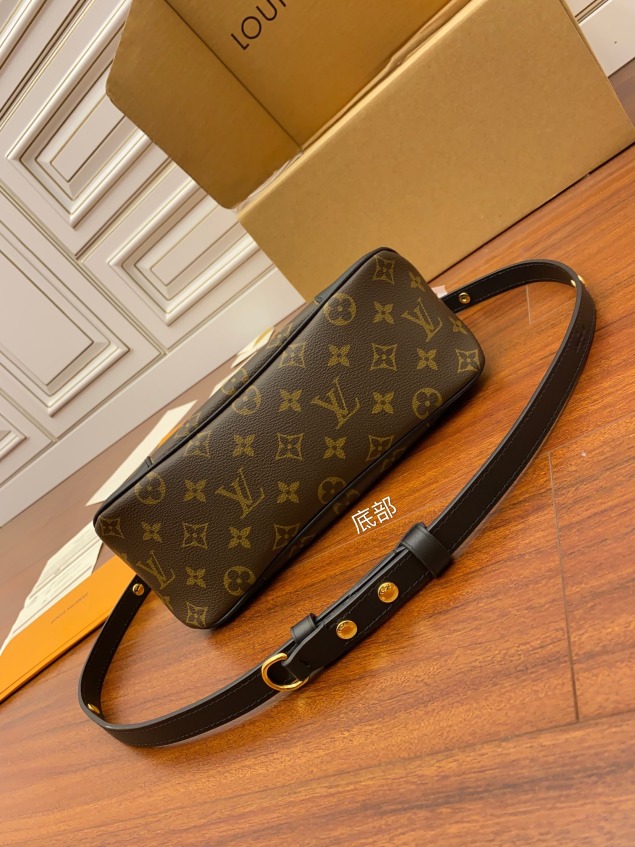 Louis Vuitton M45831 Boulogne Monogram Canvas Shoulder Bag