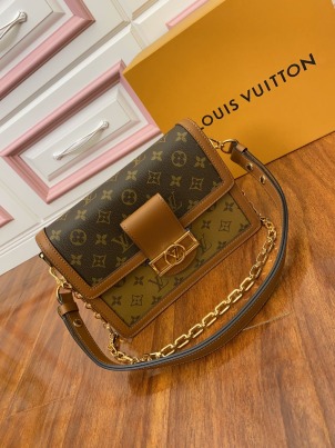 Louis Vuitton M44391 Monogram Reverse Dauphine MM Shoulder Bag