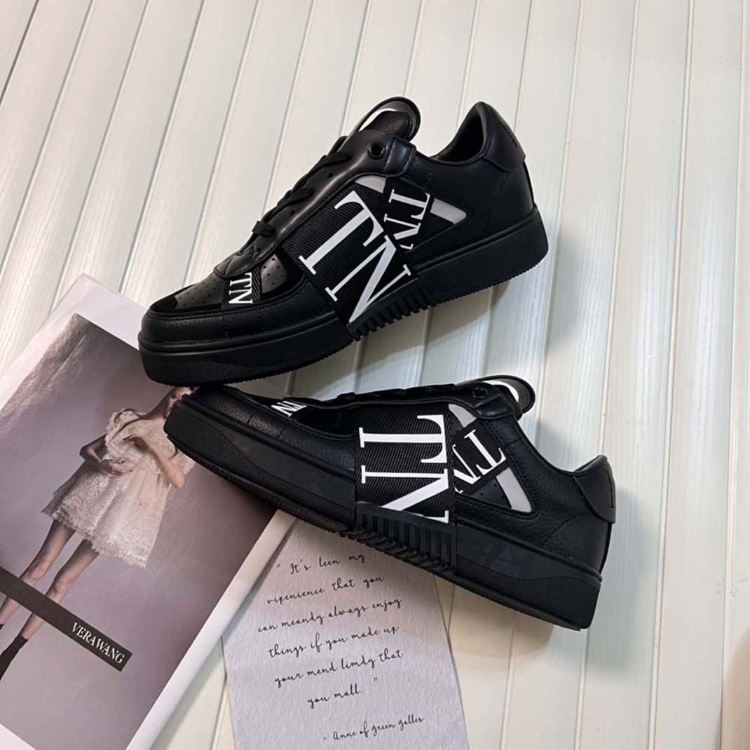 Valentino Vlogo Women Men Sneakers Sport Fashion Shoes 