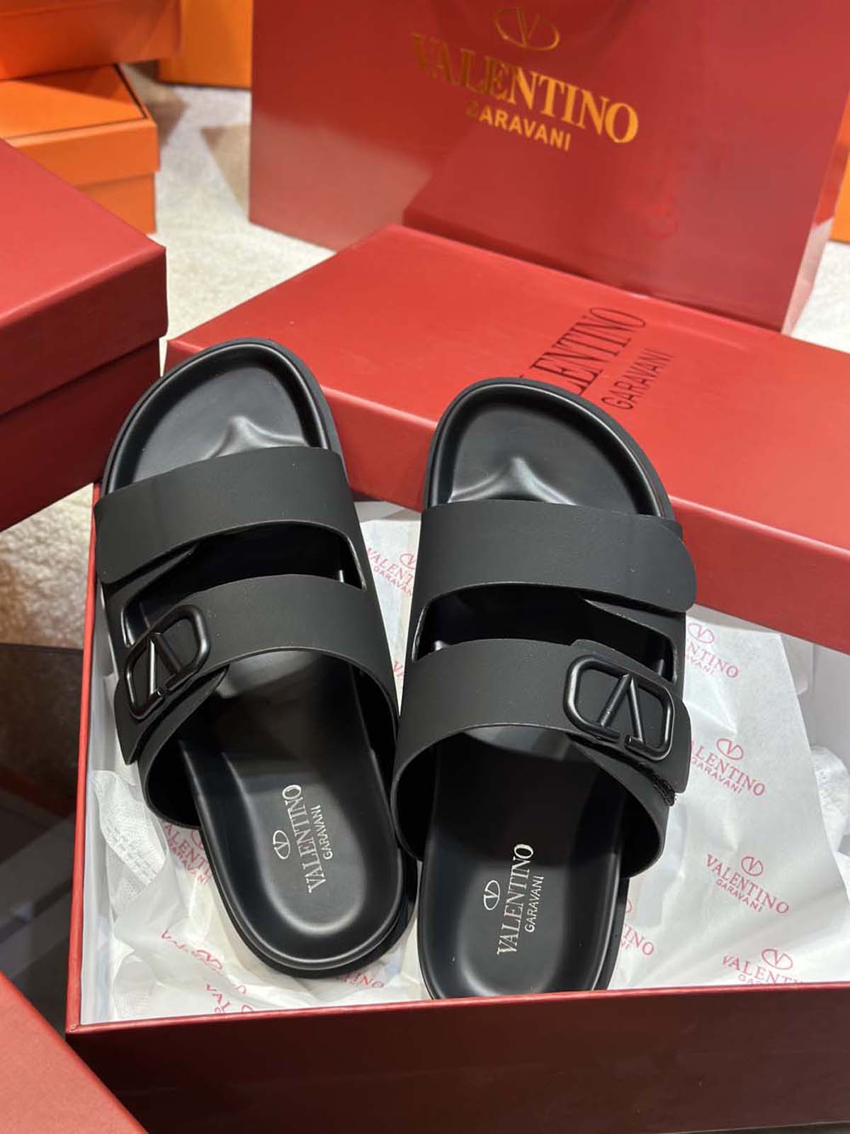 Valentino Unsex Slippers Sandals Shoes 