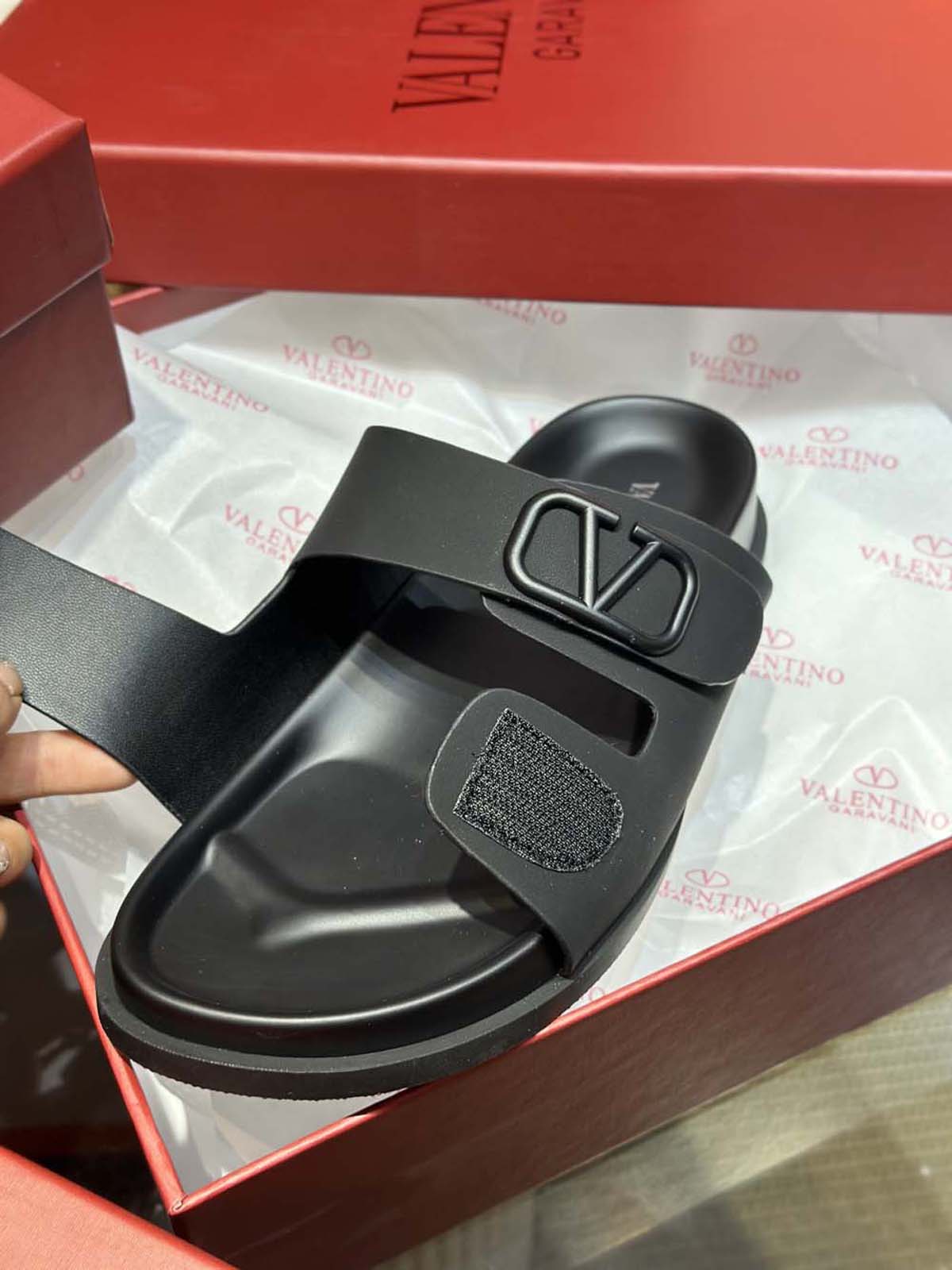 Valentino Unsex Slippers Sandals Shoes 