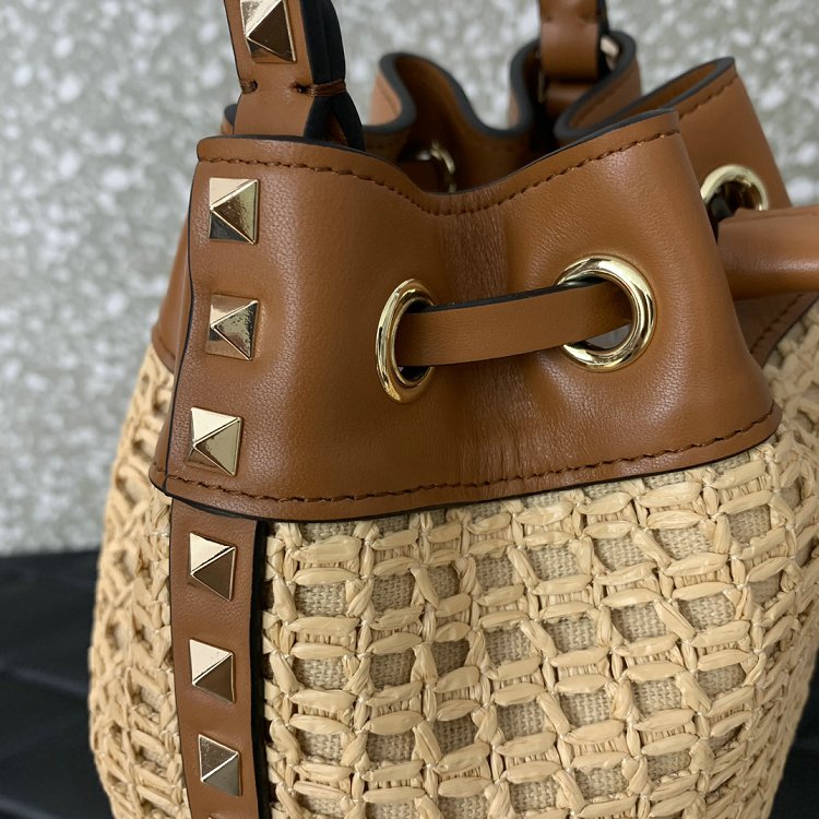 Valentino Garavani Rockstud Lafite Bucket Bag