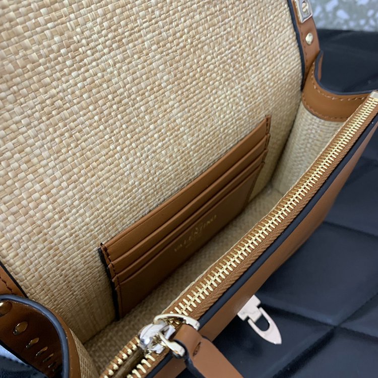 Valentino Garavani Rockstud Messenger Bag